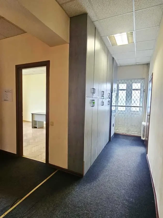 офісна будівля Київ, Печерський, Іоанна Павла ІІ 11