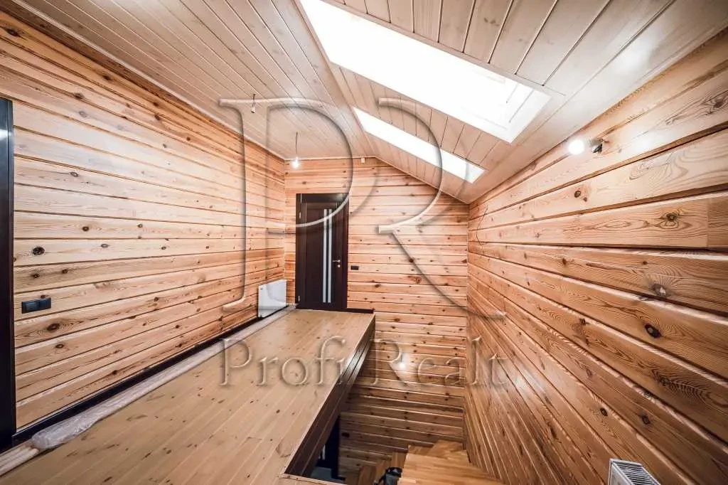 4-к будинок Київ, Святошинський, Берковецька 13