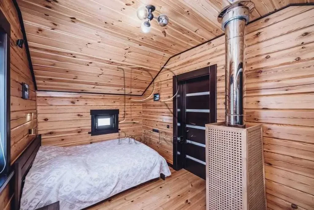 4-к будинок Київ, Святошинський, Берковецька 17