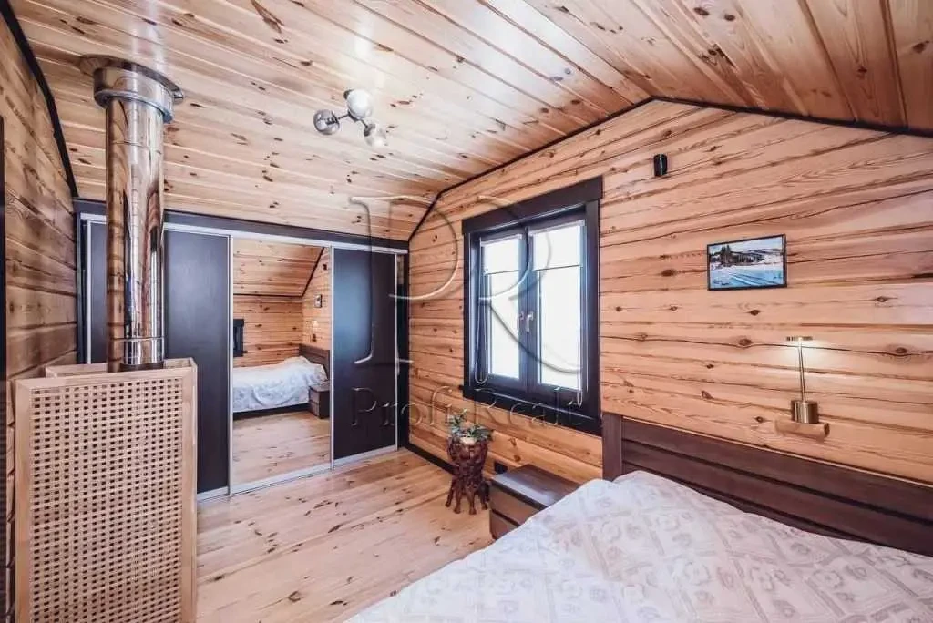 4-к будинок Київ, Святошинський, Берковецька 18