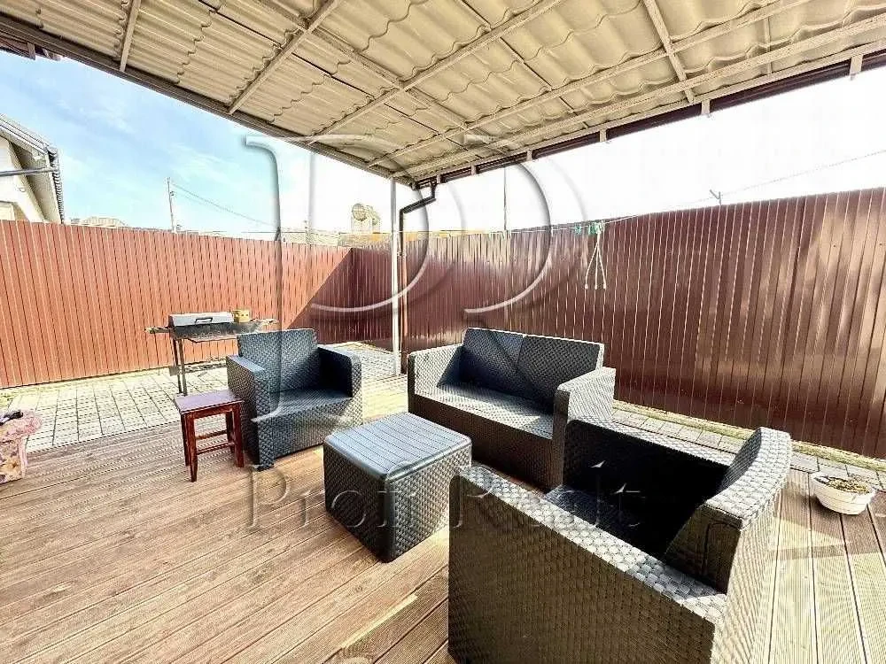 4-к будинок Вишгородський, Нові Петрівці, Козацька вулиця 14