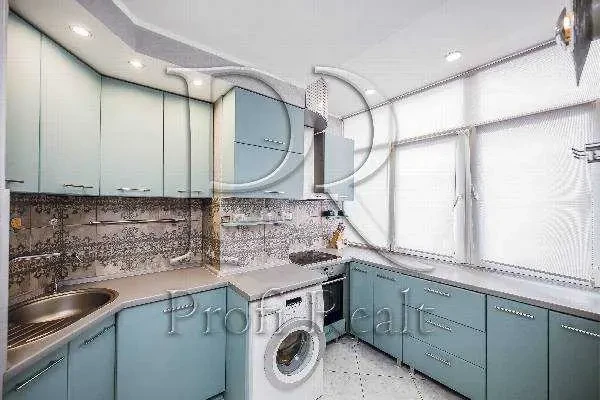 3-к квартира Київ, Голосіївський, Михайла Ломоносова 60А