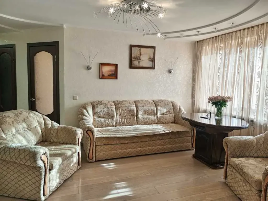 3-к квартира Кременчуцький, Кременчук, Перемоги