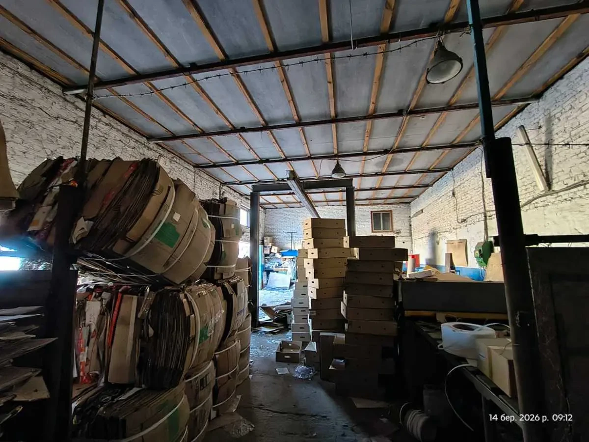 приміщення, будівлі Канівський, Канів, Федоренка 25 24