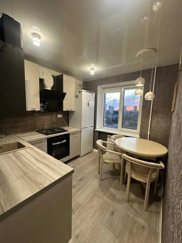 2-к квартира Броварський, Бровари, Незалежності 2