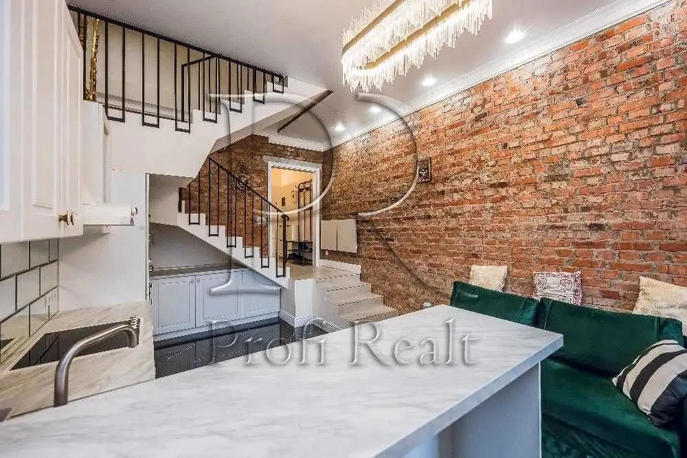 3-к таунхаус Київ, Деснянський, Мелетія Смотрицького 5