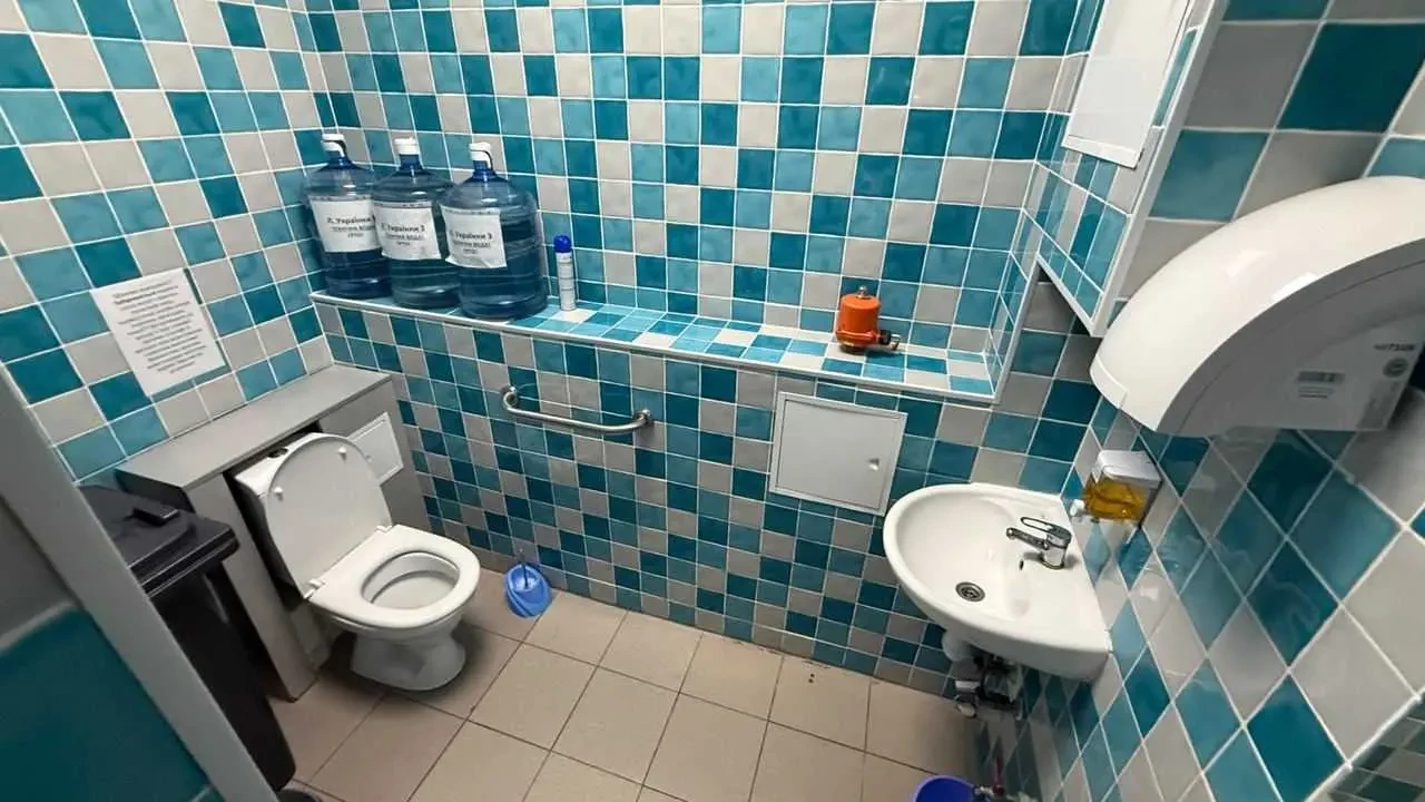 торгові площі Київ, Печерський, Лесі Українки 3 4