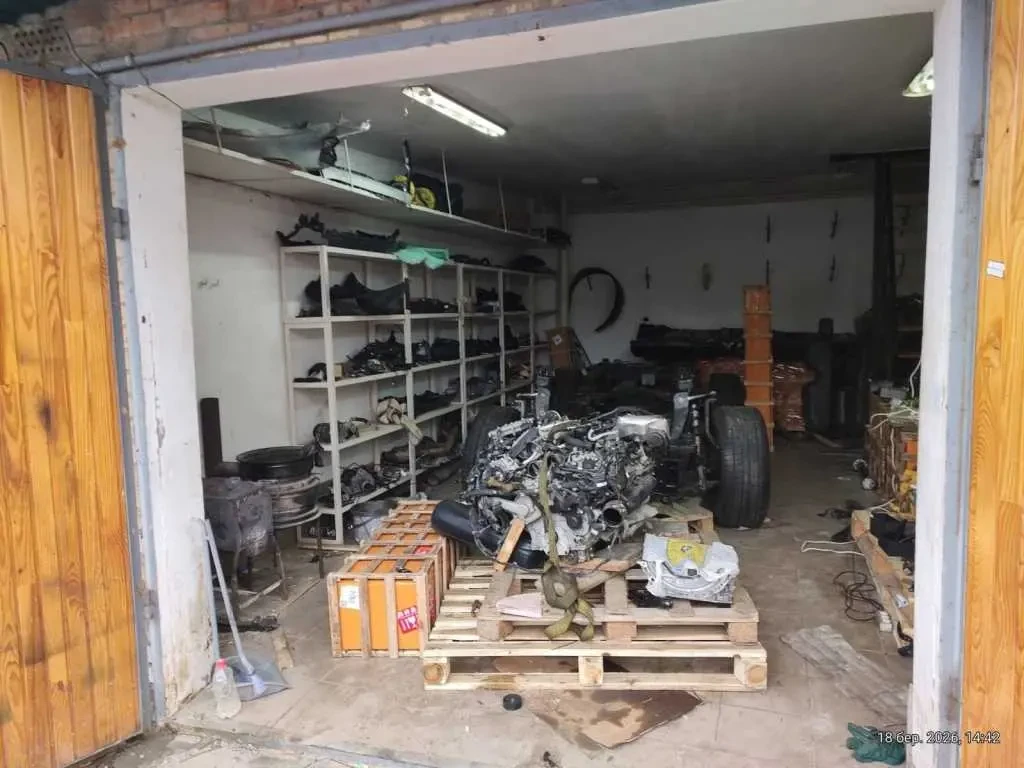 окремий гараж Київ, Деснянський, Миколи Закревського 93 2