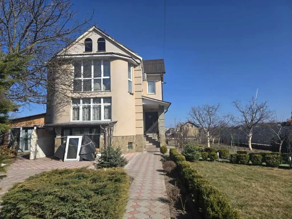 4-к будинок Фастівський, Данилівка, Центральна