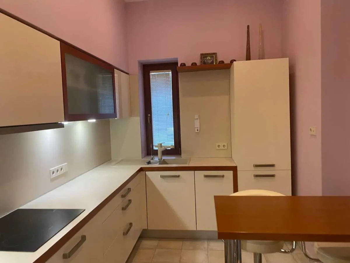 5-к будинок Бориспільський, Проців, Дамба 10