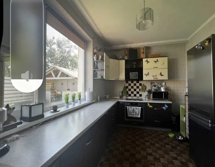 5-к будинок Бучанський, Горенка, мічуріна 15