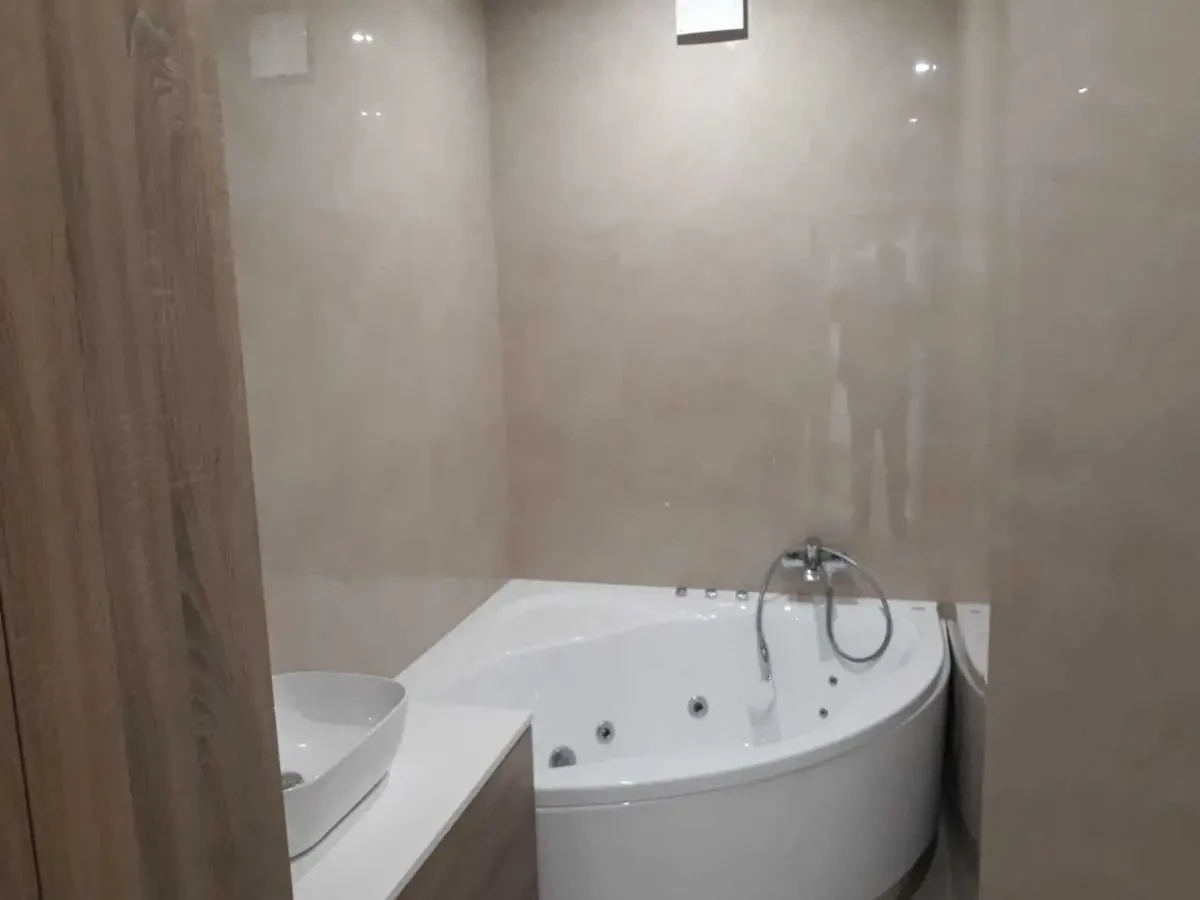 4-к квартира Київ, Голосіївський, Метрологічна 15а 15