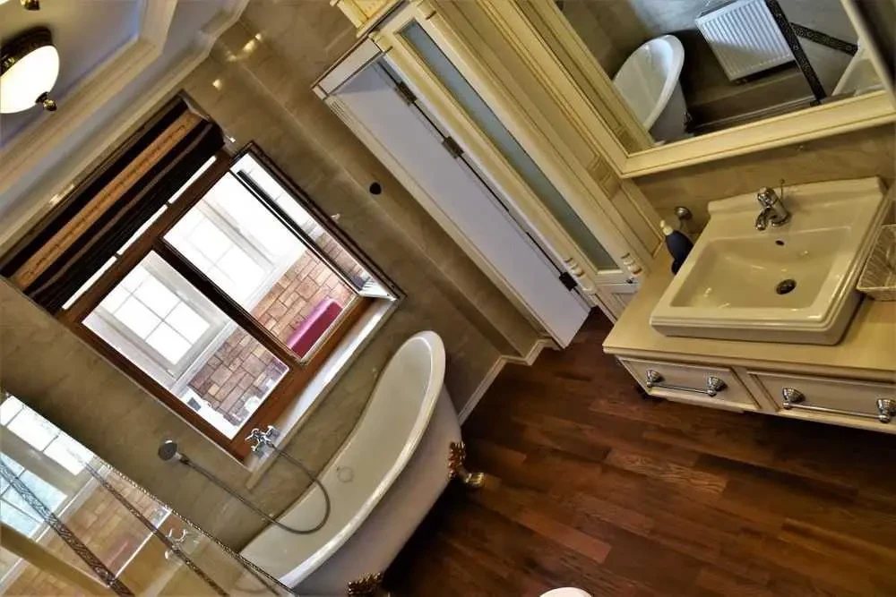 4-к квартира Київ, Печерський, Ольгинська 6 3