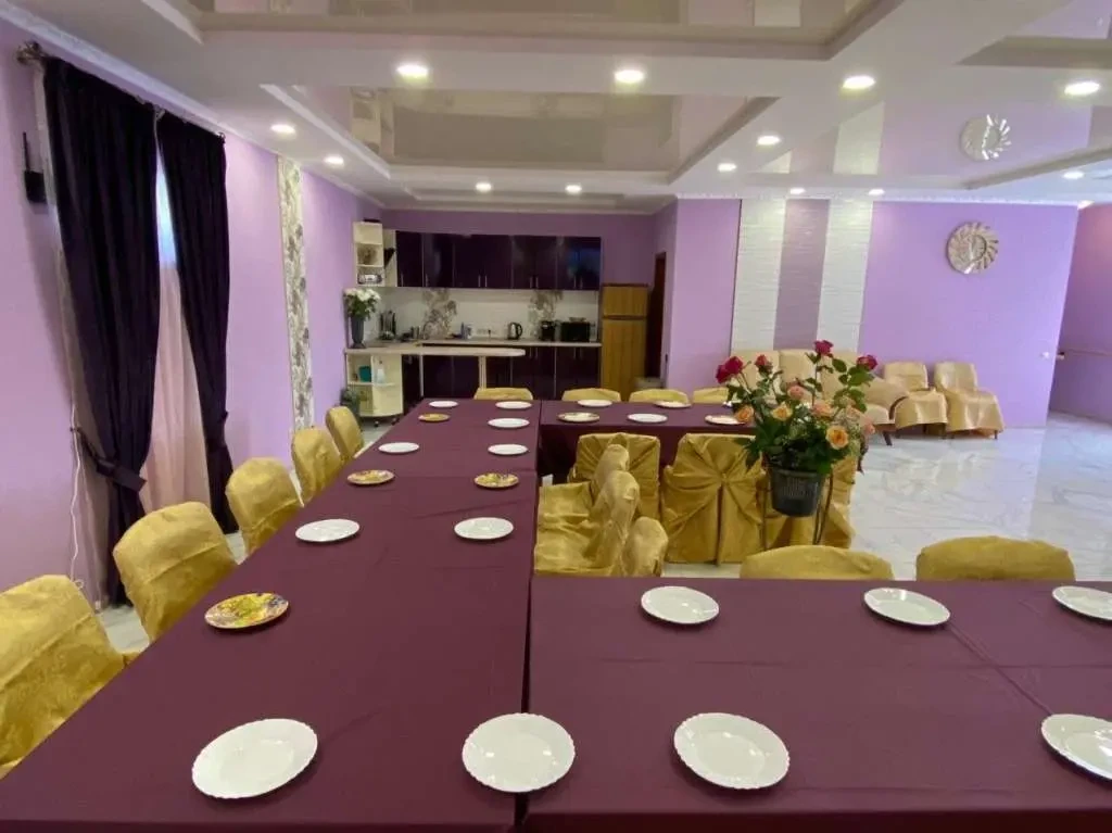 8-к будинок Київ, Деснянський, Карла Маркса 5