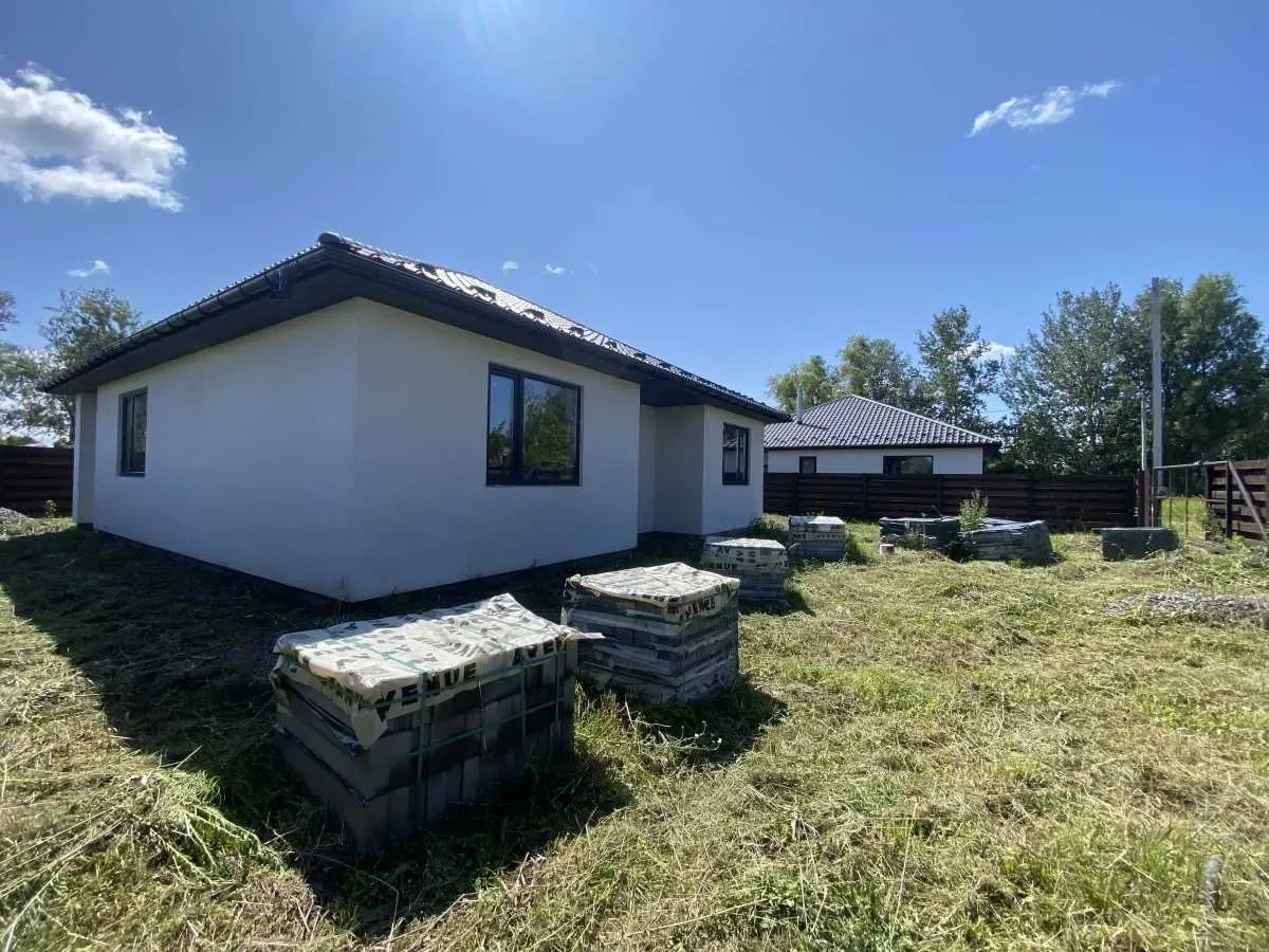 3-к будинок Бориспільський, Бориспіль, Приймаченко Марії 17