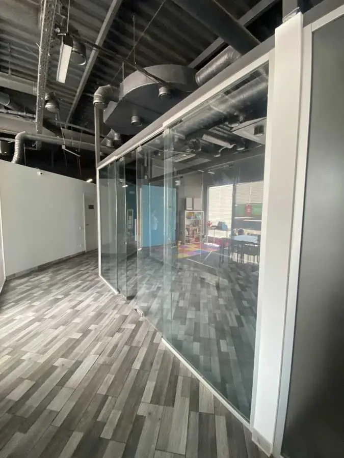 об’єкт сфери послуг Бориспільський, Гора, Калинова 2 12