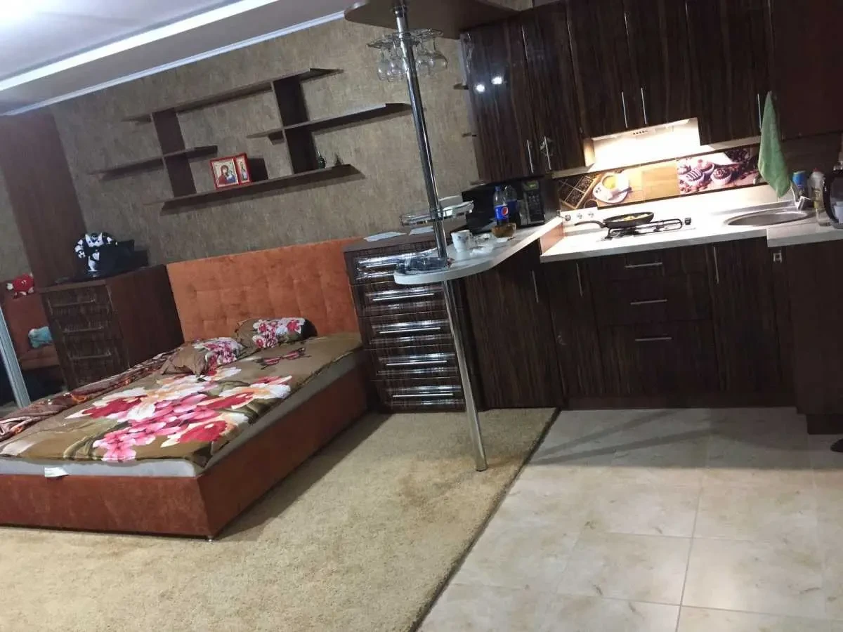 10-к будинок Київ, Дарницький, Завальна 12