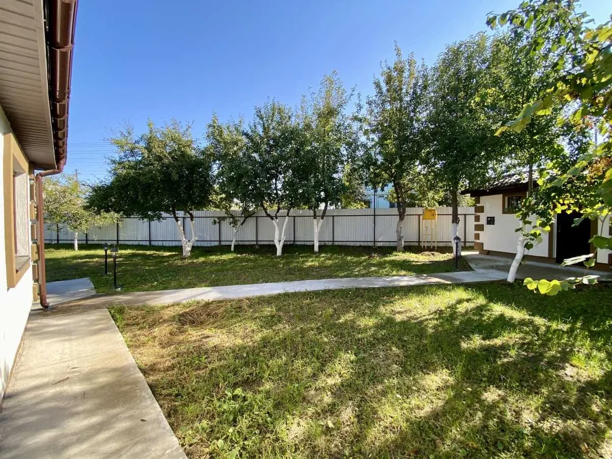 3-к будинок Броварський, Баришівка, Софіївська 9