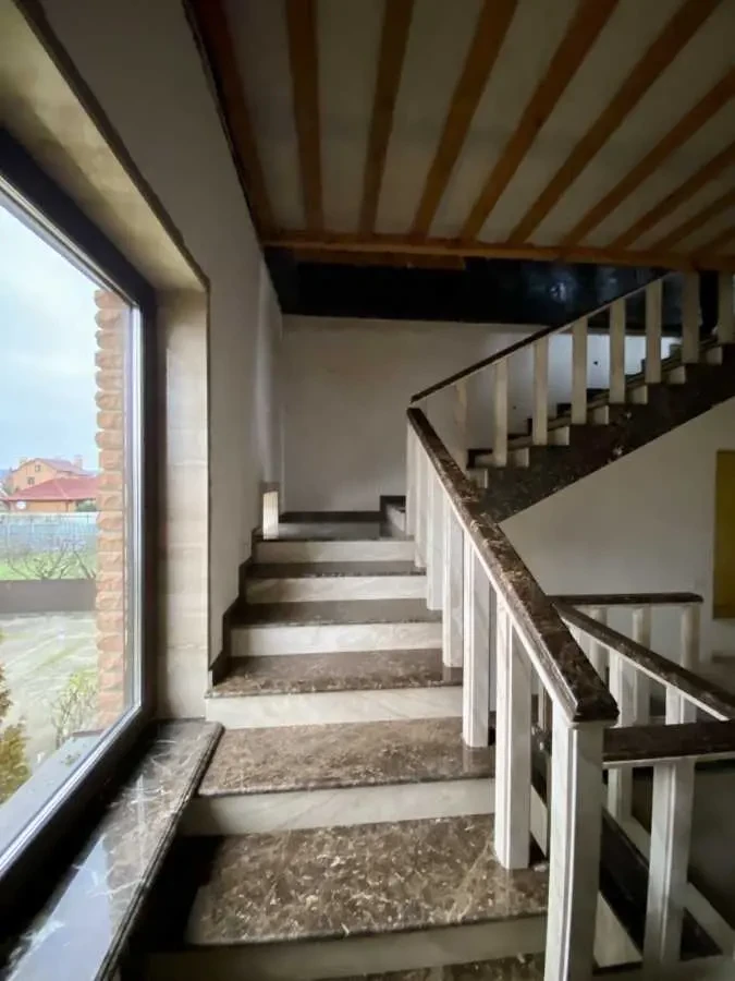 6-к будинок Бориспільський, Гнідин, Зарічна 14