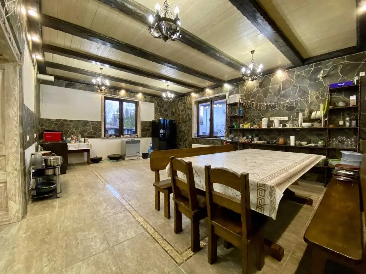 6-к будинок Бориспільський, Гнідин, Зарічна 5