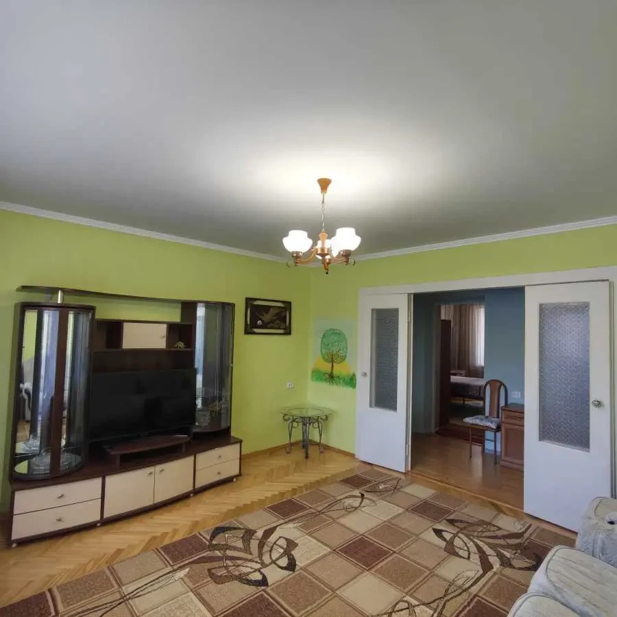 4-к квартира Вишгородський, Вишгород, Набережна 8 4