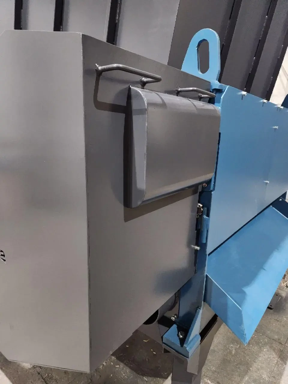 Дробилка для дерева Shark ES 15.2 4