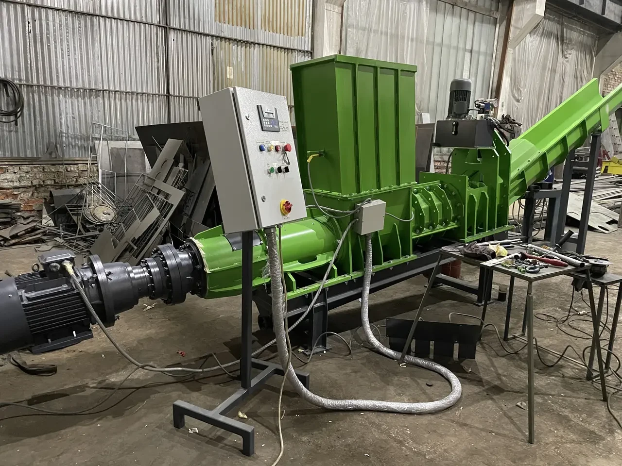 Сушилка полимеров (пресс для отжима влаги) 2