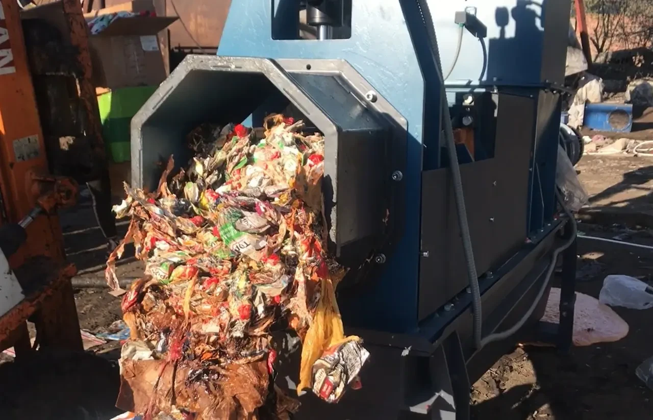 Сушилка полимеров (пресс для отжима влаги) 7