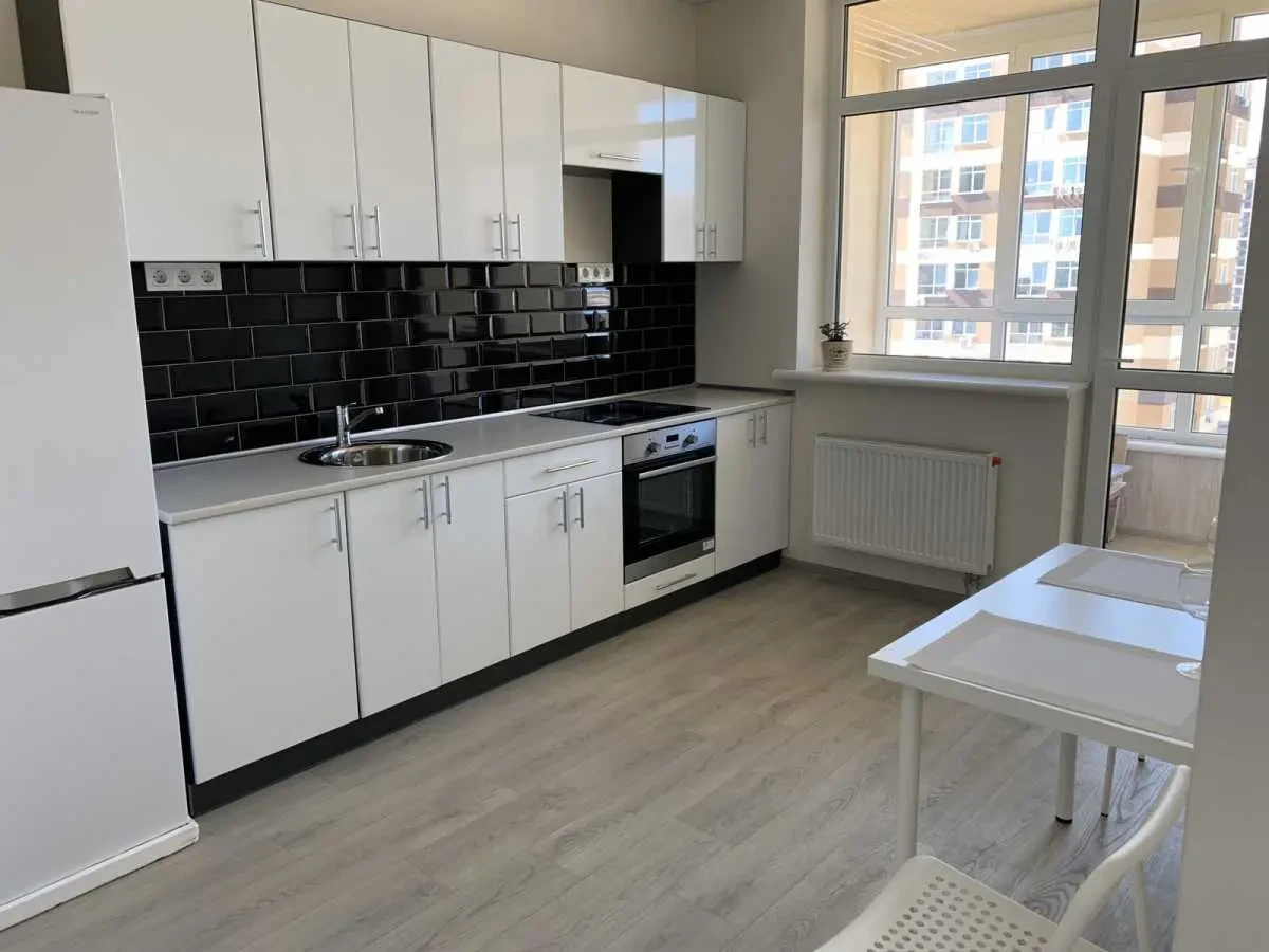 1-к квартира Київ, Подільський, Правди 9