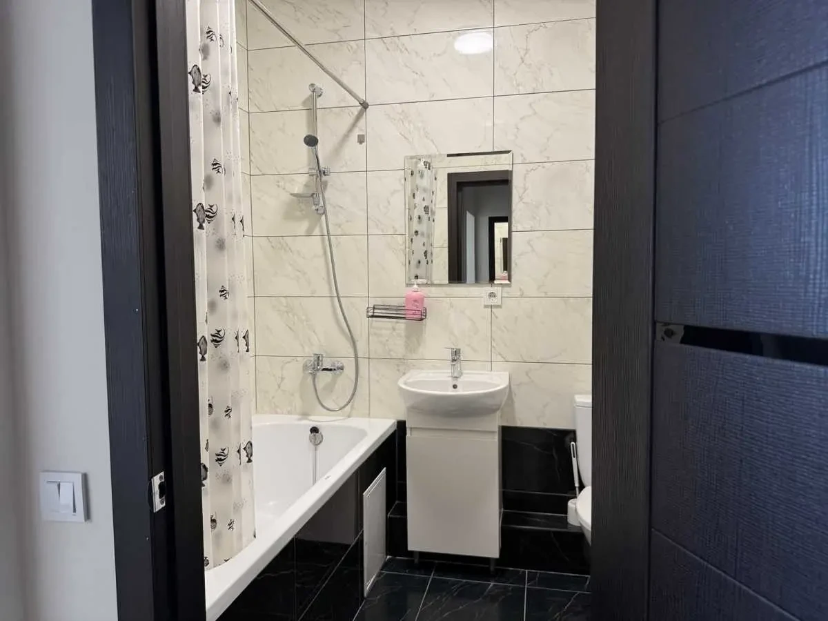 1-к квартира Київ, Подільський, Правди 5