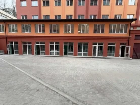 торгові площі Київ, Шевченківський, Глибочицька 17