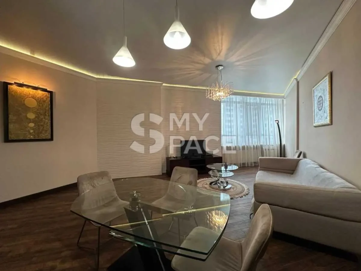 3-к квартира Київ, Печерський, Щорса 44А