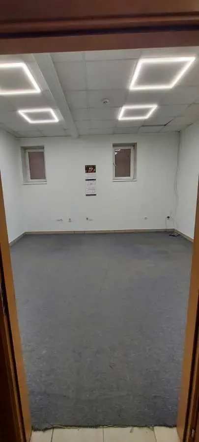 офісне приміщення Ужгород, Легоцького 48 4