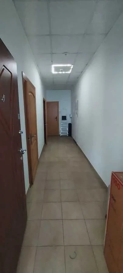 офісне приміщення Ужгород, Легоцького 48 10