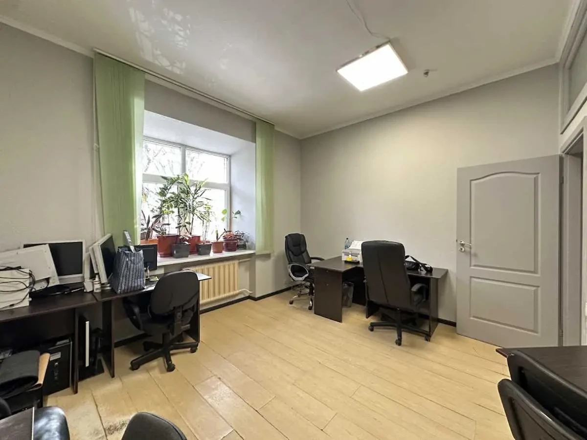 офісне приміщення Київ, Шевченківський, Костьольна 10 10