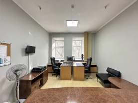 офісне приміщення Київ, Шевченківський, Костьольна 10