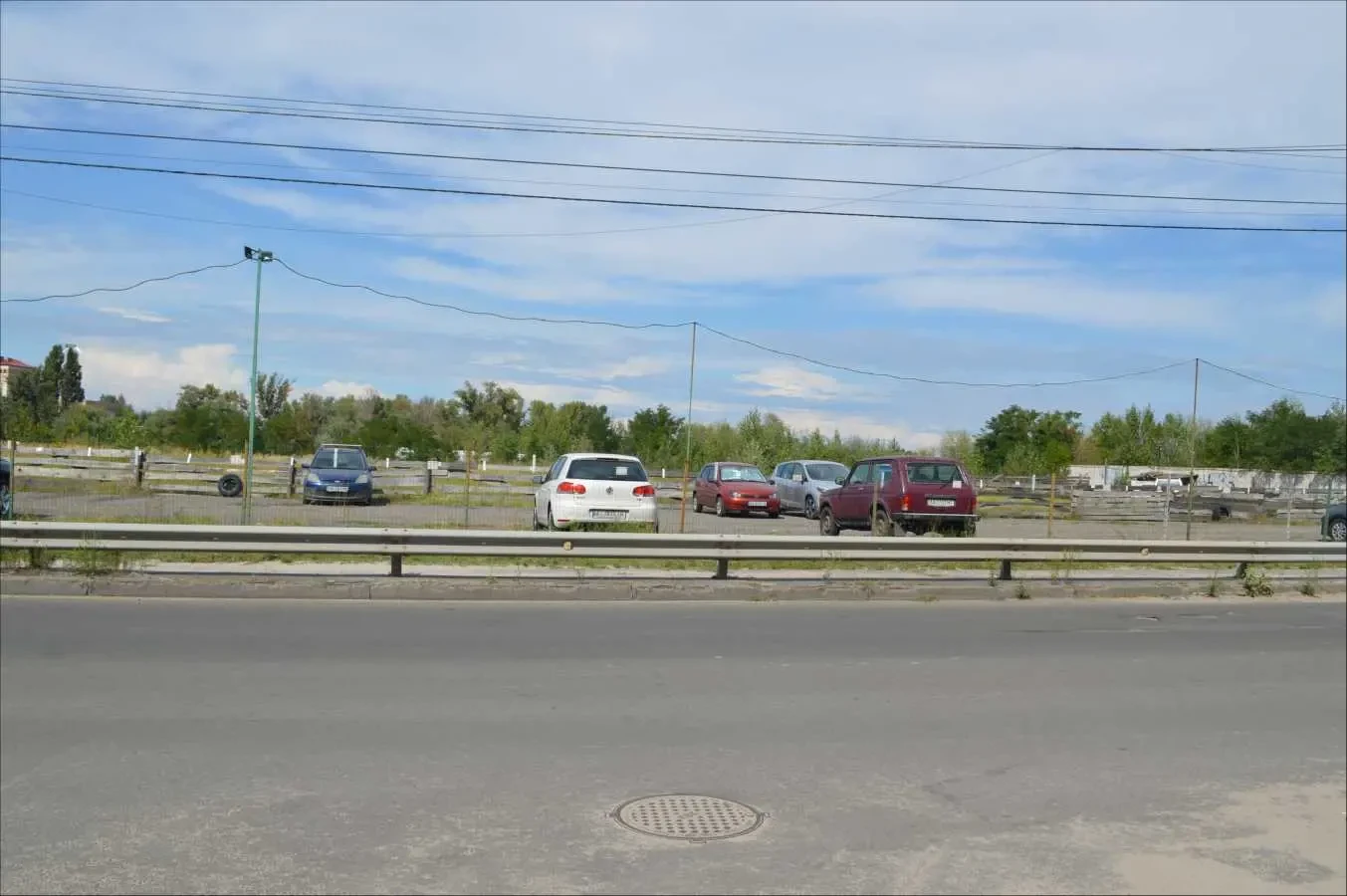 ділянка під житлову забудову Київ, Деснянський, Милославська 15