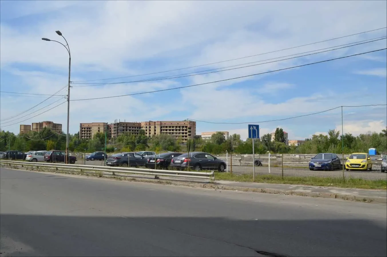 ділянка під житлову забудову Київ, Деснянський, Милославська 19