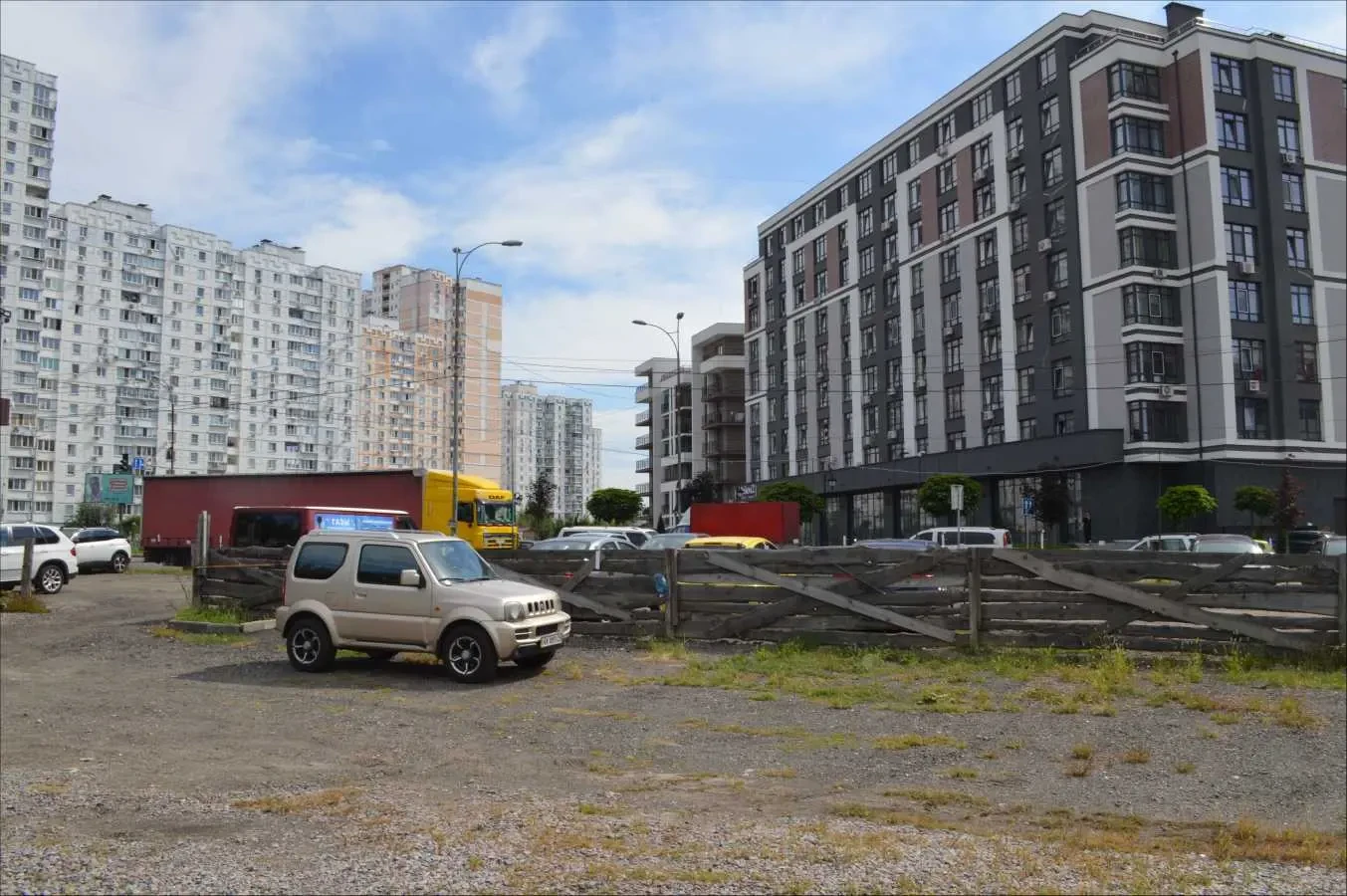 ділянка під житлову забудову Київ, Деснянський, Милославська 10