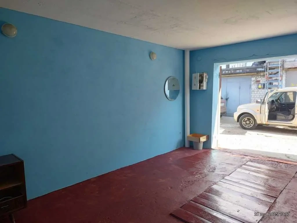 окремий гараж Київ, Деснянський, Пухівська 2 4