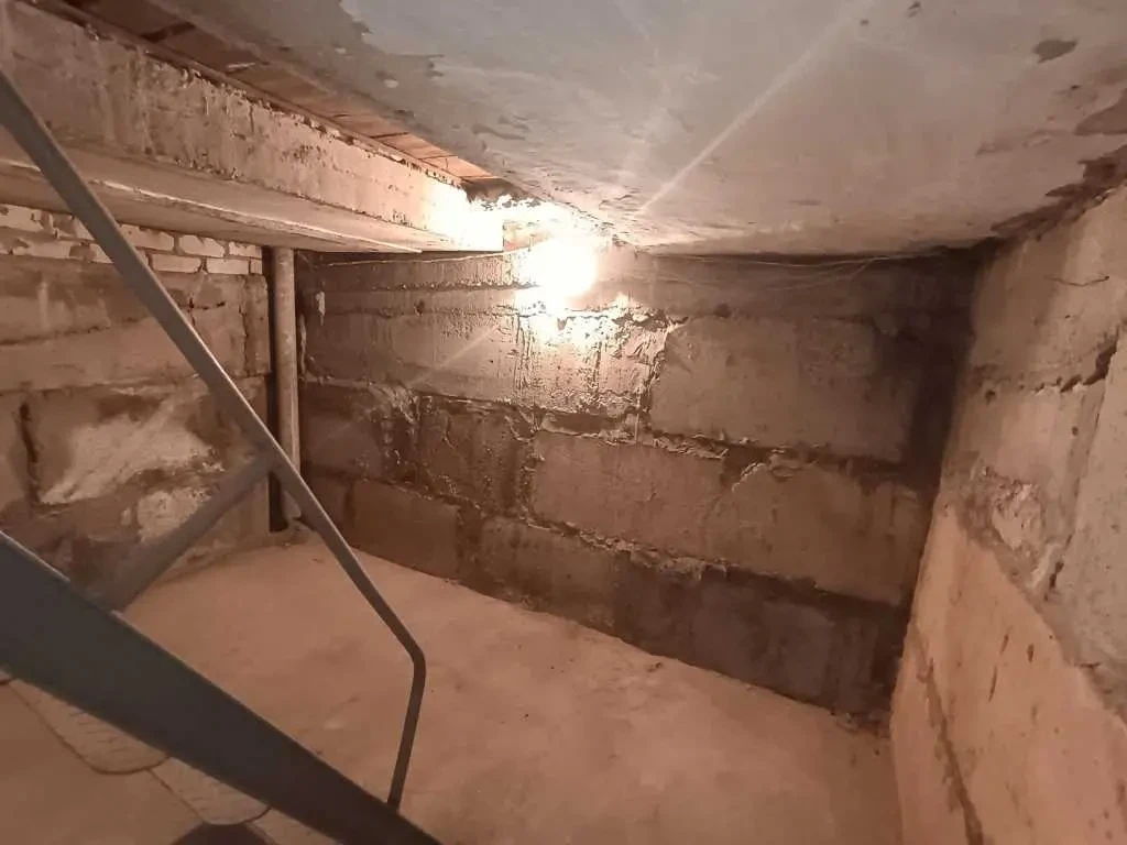 окремий гараж Київ, Деснянський, Пухівська 2 18