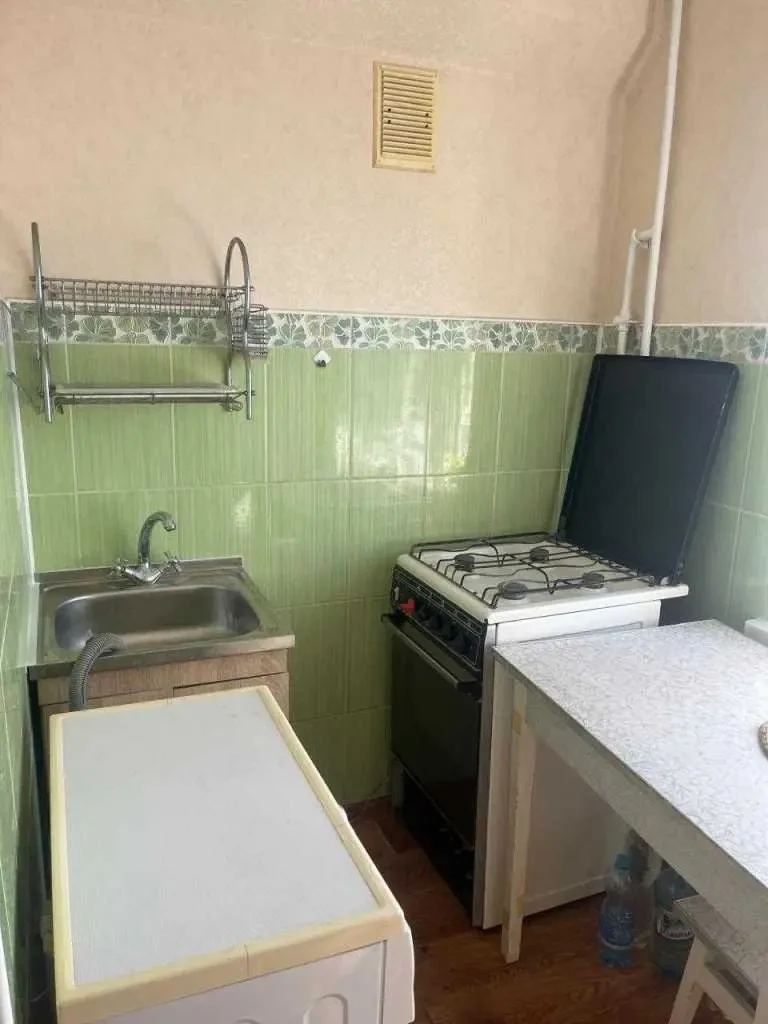 1-к квартира Київ, Оболонський, Богатирська 8 10