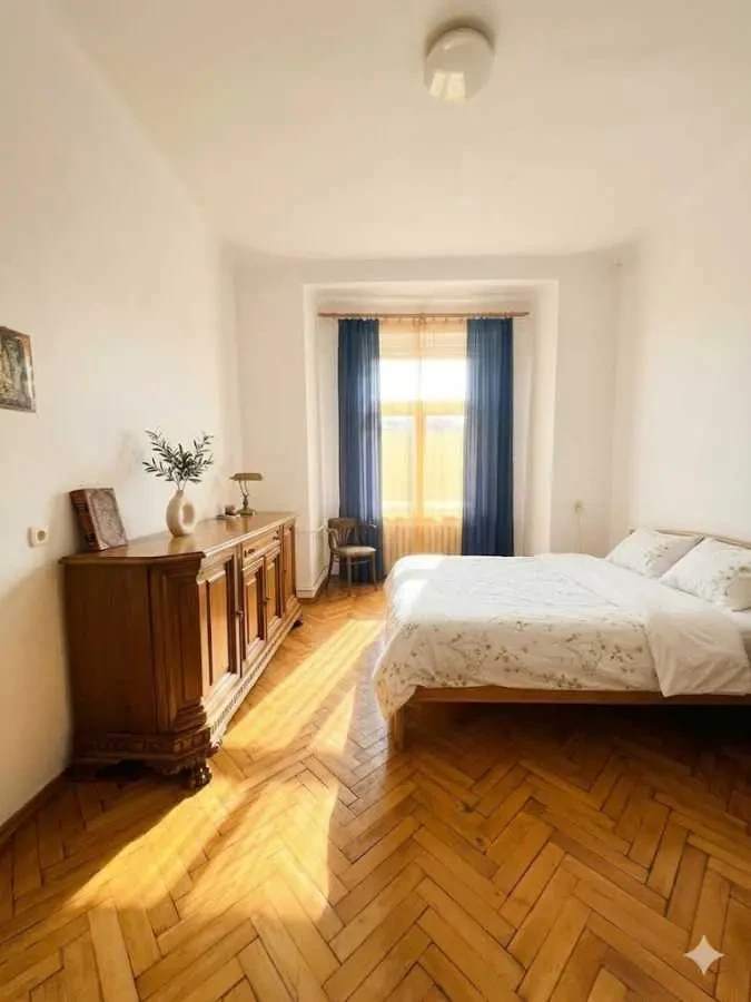 2-к квартира Київ, Дніпровський, Верховної Ради 13