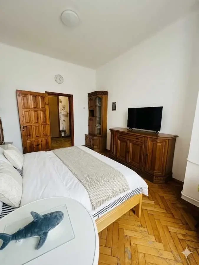 2-к квартира Київ, Дніпровський, Верховної Ради 13 2