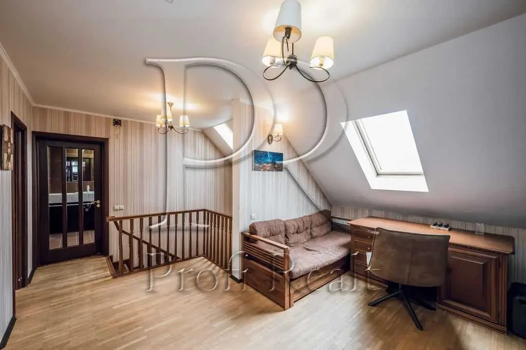 4-к будинок Фастівський, Юрівка, Васильківська вулиця 12