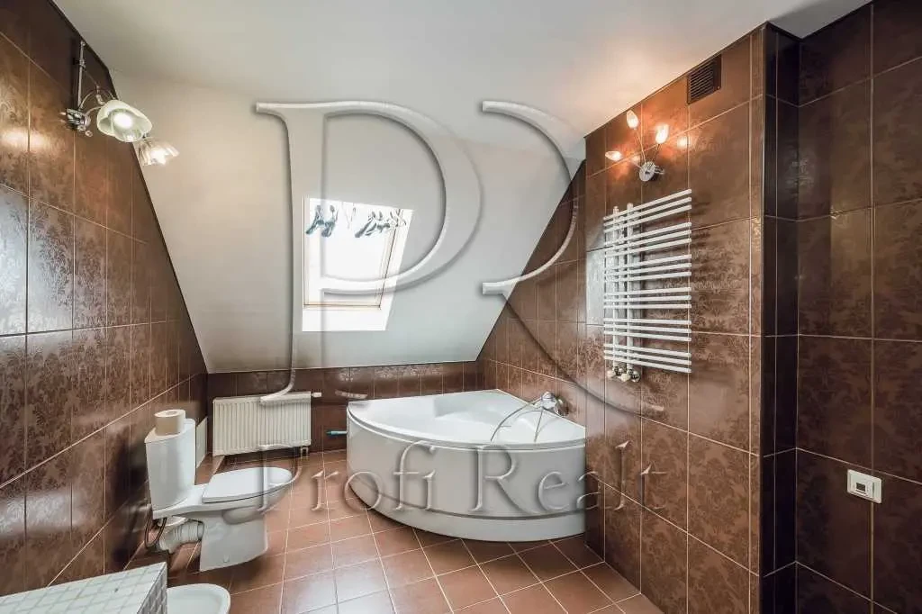 4-к будинок Фастівський, Юрівка, Васильківська вулиця 19