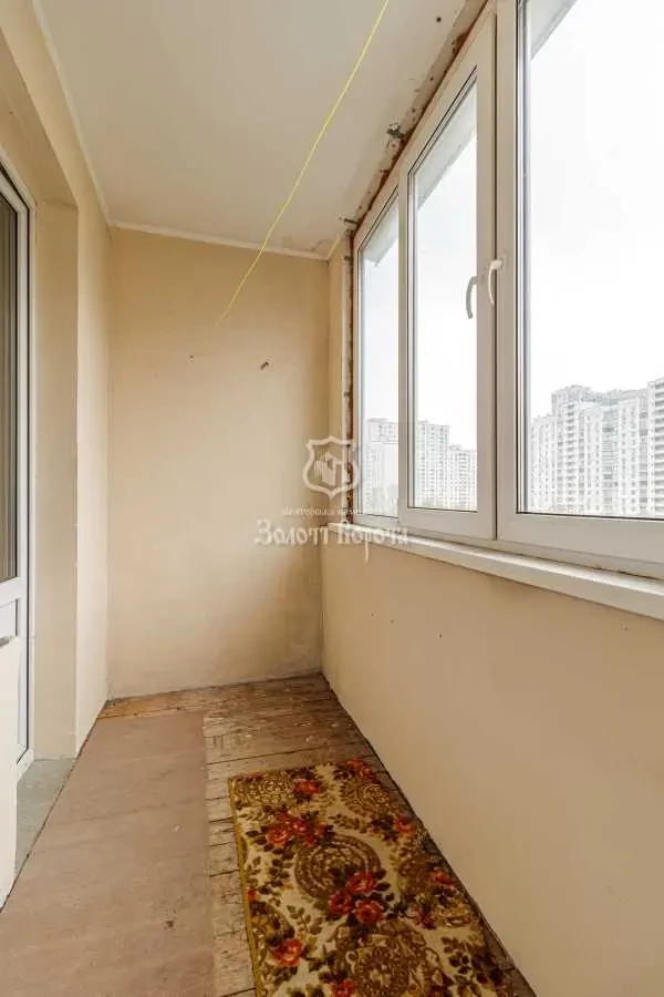 3-к квартира Київ, Дарницький, Анни Ахматової 16б 8