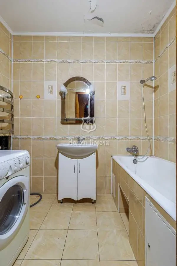 3-к квартира Київ, Дарницький, Анни Ахматової 16б 14