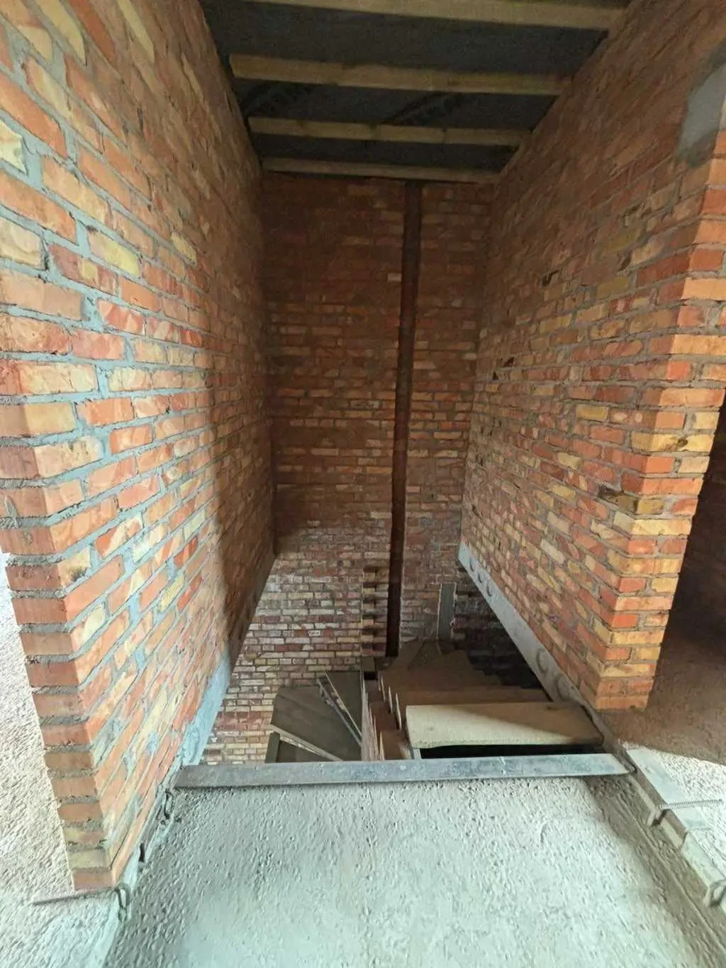 3-к таунхаус Черкаси, Придніпровський, Бандеры 83 4