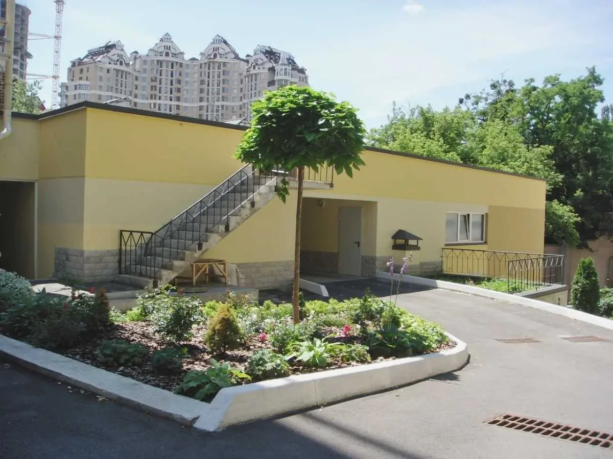 підземний паркінг Київ, Шевченківський, Олеся Гончара 45В 5